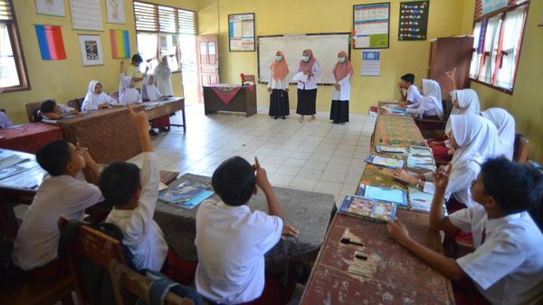 Edukasi Pencegahan Diare di Pesisir Selatan Sumbar