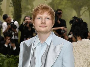 Ed Sheeran Diusir Ketika Ngamen di India Ed Sheeran Diusir Ketika Ngamen di India