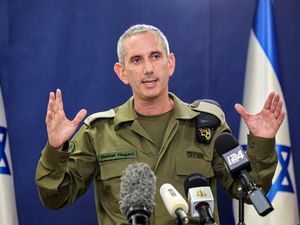 Israel Klaim Hizbullah Simpan Emas-Uang Rp 7,7 T di Bunker RS Beirut Israel Klaim Hizbullah Simpan Emas-Uang Rp 7,7 T di Bunker RS Beirut