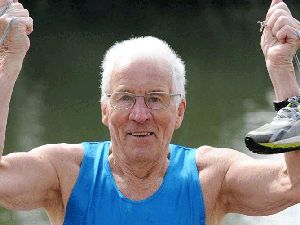Bugar Banget! Kakek Usia 93 Masih Aktif Marathon, Ke Gym 6 Kali Seminggu Bugar Banget! Kakek Usia 93 Masih Aktif Marathon, Ke Gym 6 Kali Seminggu