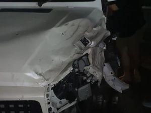 Sopir Mercy Tabrak 2 Pengendara Motor-Mobil di Medan Diduga Mabuk Sopir Mercy Tabrak 2 Pengendara Motor-Mobil di Medan Diduga Mabuk