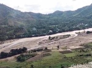 Aktivitas Tambang Diduga Biang Kerok Bencana Banjir-Longsor di Sulsel Aktivitas Tambang Diduga Biang Kerok Bencana Banjir-Longsor di Sulsel