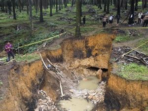 3 Penambang Timah Ilegal di Bangka Barat Tertimbun Longsor, 1 Tewas