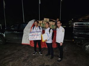 Pusri Peduli Korban Banjir di OKU, Berikan 200 Paket Sembako