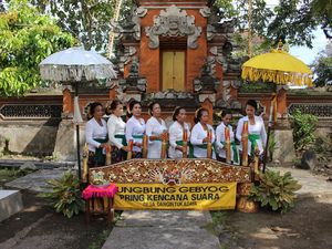 Asal Mula dan Perkembangan Kesenian Bungbung Gebyog di Jembrana