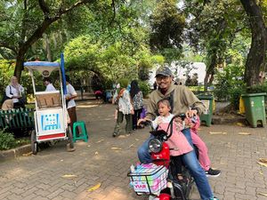Cerita Arsyad Tempuh Perjalanan 4,5 Jam dari Pandeglang demi ke Ragunan