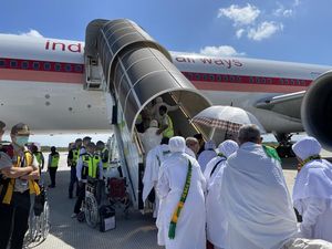 Jadwal Lengkap Keberangkatan-Kepulangan Jemaah Haji NTB 2024 Mulai 12 Mei Jadwal Lengkap Keberangkatan-Kepulangan Jemaah Haji NTB 2024 Mulai 12 Mei