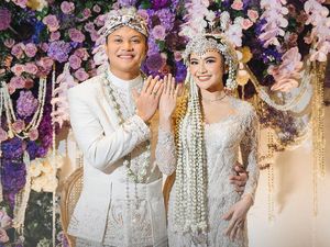 Senyum Semringah Rizky Febian dan Mahalini Sah Jadi Suami Istri