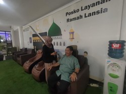Asrama Haji Bekasi Tambah Kursi Pijat Jelang Kedatangan Jemaah