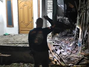 Ledakan Bondet di Kota Pasuruan Sebabkan Satu Orang Tewas Ledakan Bondet di Kota Pasuruan Sebabkan Satu Orang Tewas