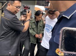 Epy Kusnandar Ngaku Baru Sekali Pakai Ganja, Diisap di Atas Pohon