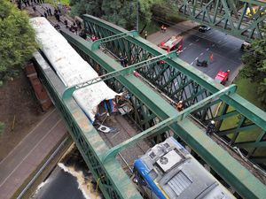 Kecelakaan Kereta Api di Argentina, 90 Orang Luka-luka Kecelakaan Kereta Api di Argentina, 90 Orang Luka-luka