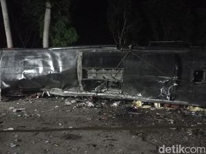 Polisi Bakal Periksa Operator Bus Terguling Tewaskan 11 Orang di Subang Polisi Bakal Periksa Operator Bus Terguling Tewaskan 11 Orang di Subang