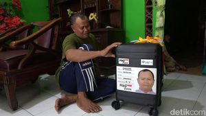 Pencari Rumput di Lamongan Akhirnya Berangkat Haji Usai Nabung 13 Tahun