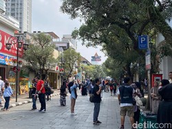 Braga Sudah Bebas Kendaraan, tapi Kantong Sampah Masih Jadi Persoalan