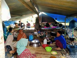 Curhat Pengungsi Longsor di Latimojong Luwu Takut Pulang-Minim Bantuan Curhat Pengungsi Longsor di Latimojong Luwu Takut Pulang-Minim Bantuan