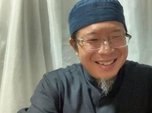 Kisah Syekh Ahmad Maeno, Muslim Jepang yang Jadi Mualaf di Usia 18 Tahun Kisah Syekh Ahmad Maeno, Muslim Jepang yang Jadi Mualaf di Usia 18 Tahun