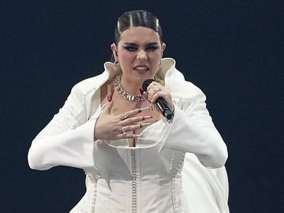 Foto: Gaya Finalis Eurovision 2024 dari Portugal Pro-Palestina, Kuku Disorot