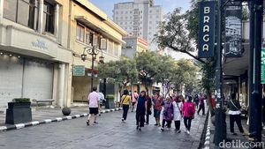Pagi di Jalan Braga yang Kian Berbeda