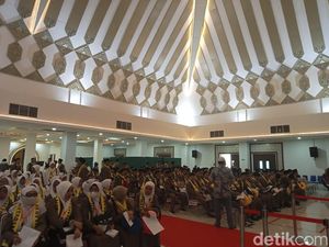 Seorang Jemaah Haji di NTB Gagal Berangkat gegara Hamil Seorang Jemaah Haji di NTB Gagal Berangkat gegara Hamil