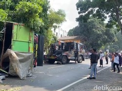 Truk Terguling di Jalur Tengkorak Cianjur, 1 Orang Tewas