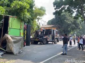 Truk Terguling di Jalur Tengkorak Cianjur, 1 Orang Tewas Truk Terguling di Jalur Tengkorak Cianjur, 1 Orang Tewas