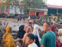BPBD: 13 Orang Tewas-3 Hilang Akibat Banjir Bandang di Kawasan Marapi