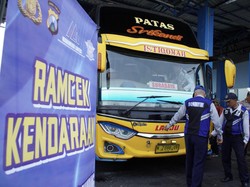 Libur Panjang Mau Pakai Bus Pariwisata? Awas Ketipu Bus Tak Layak Jalan