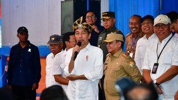 Jokowi Bicara Lagi Kemungkinan Bansos Beras Dilanjut hingga Desember