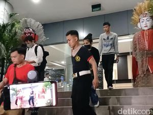 Karina Ranau Marah Ada Pria Ngaku Pengacara Epy Kusnandar Karina Ranau Marah Ada Pria Ngaku Pengacara Epy Kusnandar