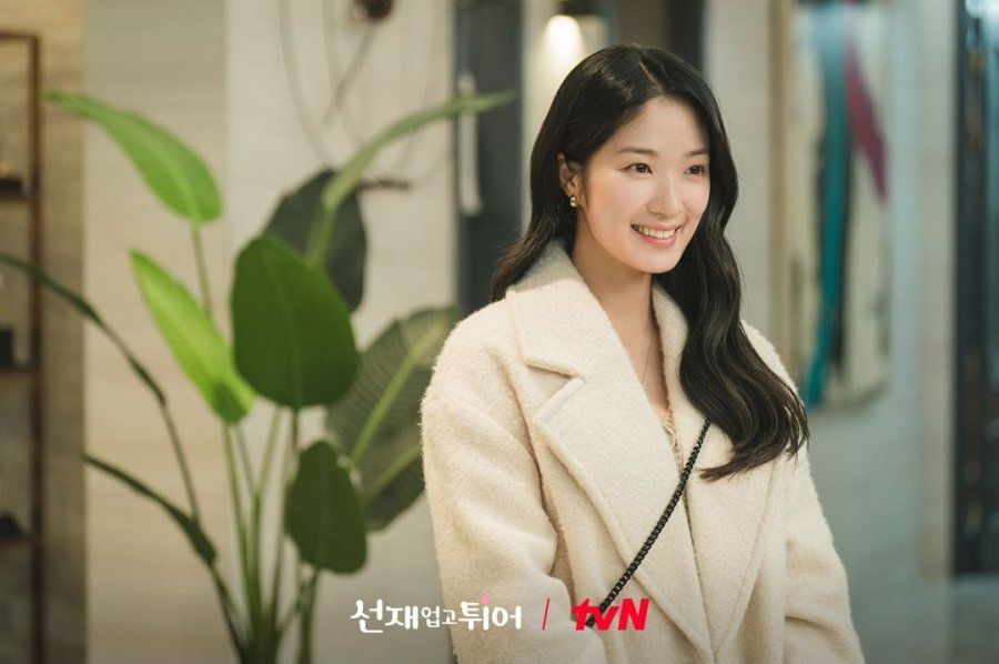 Kim Hye Yoon di drama Korea Lovely Runner