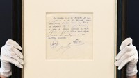 Penawaran untuk dokumen tersebut, yang dijelaskan oleh rumah lelang Bonhams sebagai tinta biru pada serbet lilin standar Spanyol, bernilai 220.000 pound ($274.824,00) tak lama setelah penjualan dibuka, menurut situs web juru lelang. Penjualan tersebut ditutup pada 17 Mei dan diperkirakan akan menghasilkan antara 300.000 dan 500.000 pound.