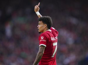 Diserang Netizen, Masa Depan Luis Diaz di Liverpool Makin Tak Pasti Diserang Netizen, Masa Depan Luis Diaz di Liverpool Makin Tak Pasti