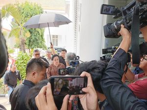 Megawati Hadiri Pameran Seni Melik Nggendong Lali, Disambut Butet Megawati Hadiri Pameran Seni Melik Nggendong Lali, Disambut Butet