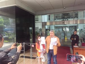 Pejabat Bea Cukai Dilaporkan ke Kemenkeu, Terungkap soal Duit Rp 7 Miliar Pejabat Bea Cukai Dilaporkan ke Kemenkeu, Terungkap soal Duit Rp 7 Miliar