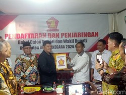 Bawono Politikus Golkar Daftar Calon Bupati Banjarnegara ke 4 Partai
