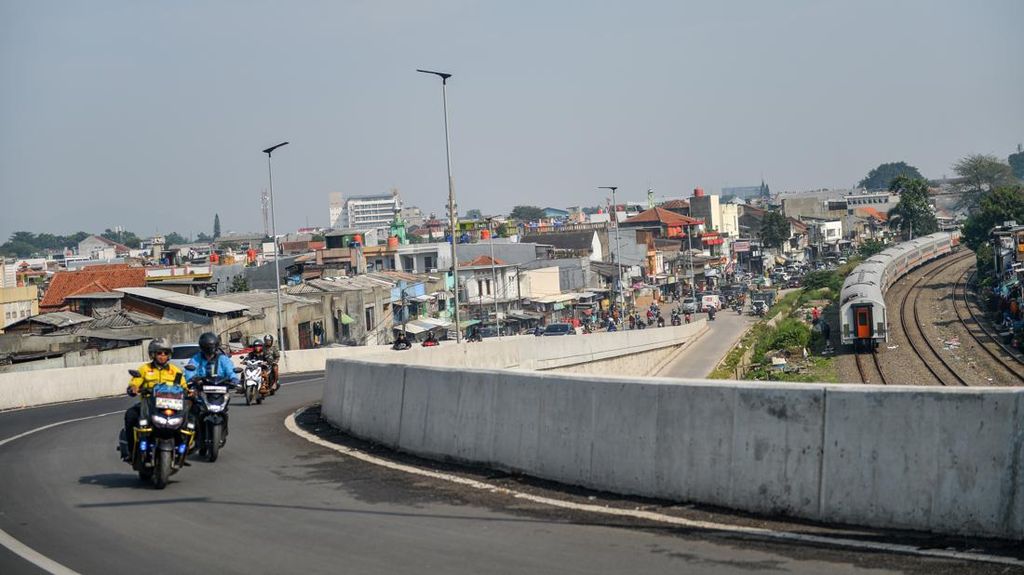 Proyek Jalan Layang Ciroyom Bandung Rampung, Sudah Bisa Dilintasi Proyek Jalan Layang Ciroyom Bandung Rampung, Sudah Bisa Dilintasi