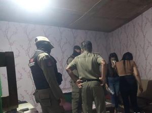 Buntut Video Syur Perselingkuhan di Gresik, Satpol PP Razia Warung Pangku Buntut Video Syur Perselingkuhan di Gresik, Satpol PP Razia Warung Pangku