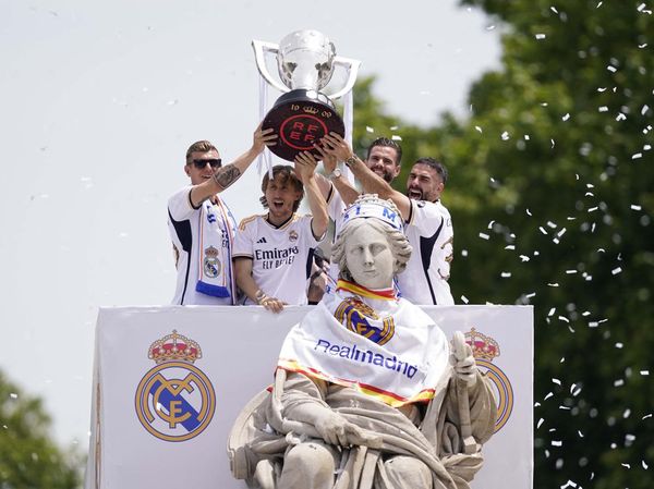 Meriahnya Parade Juara Real Madrid