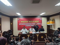 Terima Paket Narkoba, Bule Australia Ditangkap di Hotel Legian!