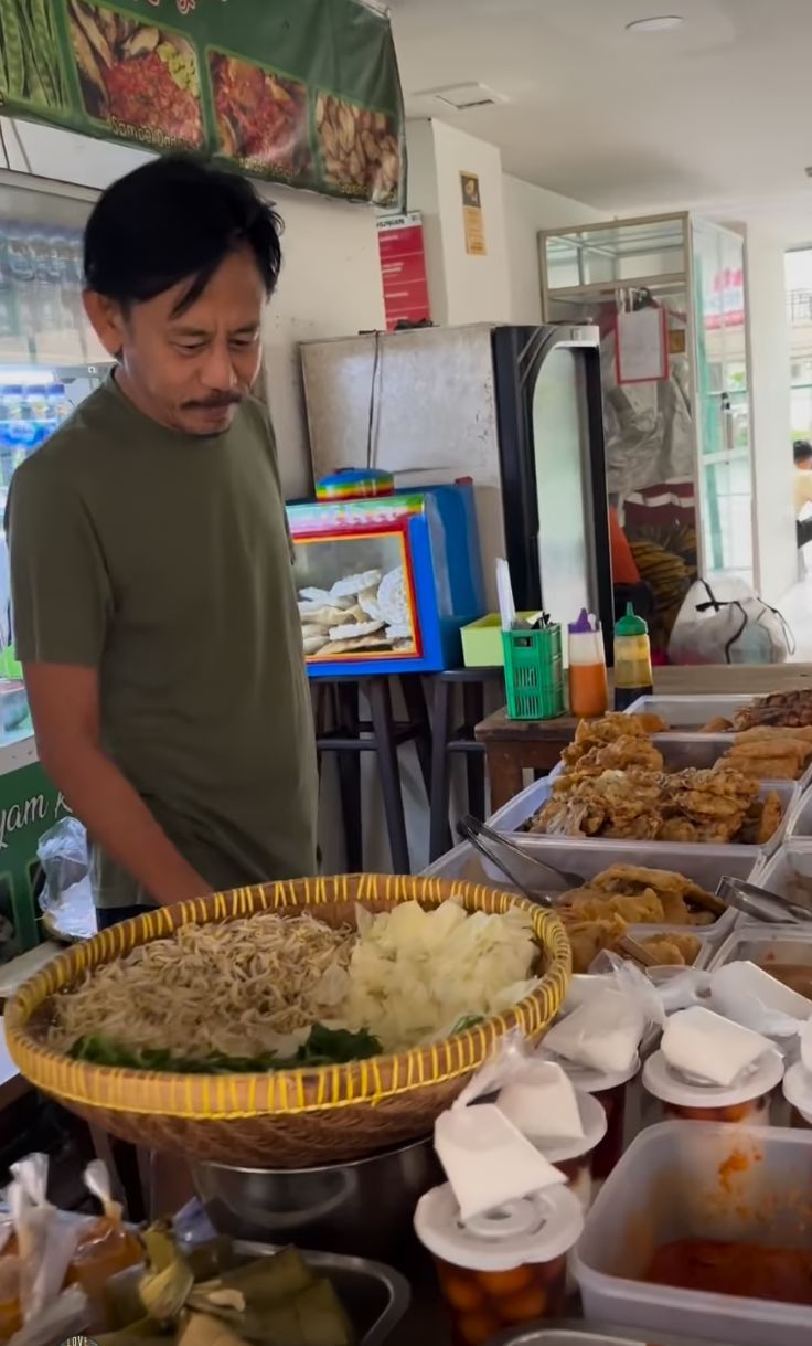 Warung Epy Kusnandar