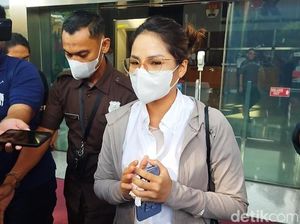 5 Jam Diperiksa KPK, Windy Idol Ngaku Dicecar 7 Pertanyaan