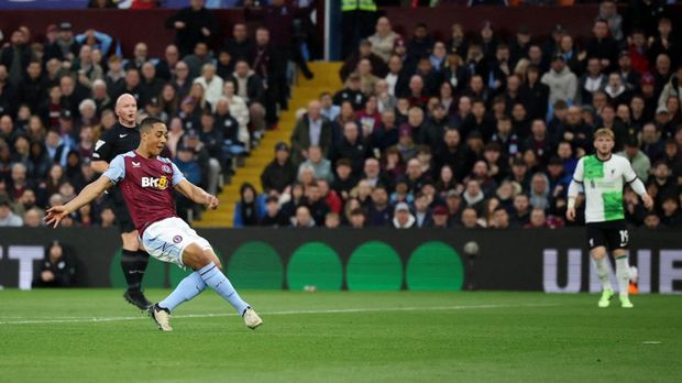 Soccer Football - Premier League - Aston Villa v Liverpool - Villa Park, Birmingham, Britain - May 13, 2024  Aston Villa's Youri Tielemans scores their first goal Action Images via Reuters/Andrew Boyers EDITORIAL USE ONLY. NO USE WITH UNAUTHORIZED AUDIO, VIDEO, DATA, FIXTURE LISTS, CLUB/LEAGUE LOGOS OR 'LIVE' SERVICES. ONLINE IN-MATCH USE LIMITED TO 120 IMAGES, NO VIDEO EMULATION. NO USE IN BETTING, GAMES OR SINGLE CLUB/LEAGUE/PLAYER PUBLICATIONS. PLEASE CONTACT YOUR ACCOUNT REPRESENTATIVE FOR FURTHER DETAILS..