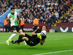Rekor Baru Emiliano Martinez yang Bikin Malu