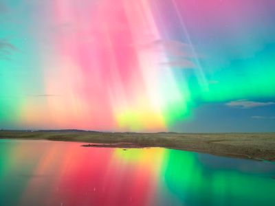 Aurora Bukan Cuma Cahaya Utara, Ada Cahaya Selatan