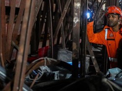 Korban Tewas Papan Reklame Ambruk di India Bertambah Jadi 12 Orang