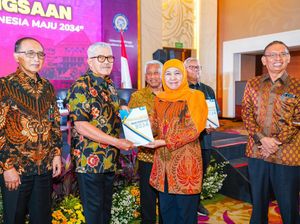 Khofifah Bincangkan Percepatan Indonesia Maju 2034 Bareng Civitas Unair Khofifah Bincangkan Percepatan Indonesia Maju 2034 Bareng Civitas Unair