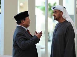 Prabowo Bertemu Presiden MBZ di UEA, Diberi Medali Zayed