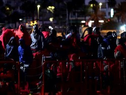 Suasana Spanyol Dibanjiri Ratusan Imigran dari Afrika