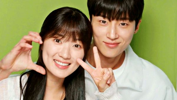 10 Momen Romantis Drakor Lovely Runner, Bikin Fans Baper Guling-Guling